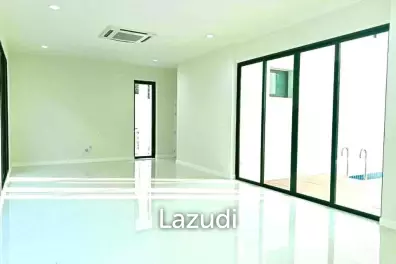 4 Bed 5 Bath 500 SQ.M Baan Talay Pattaya Phase 2