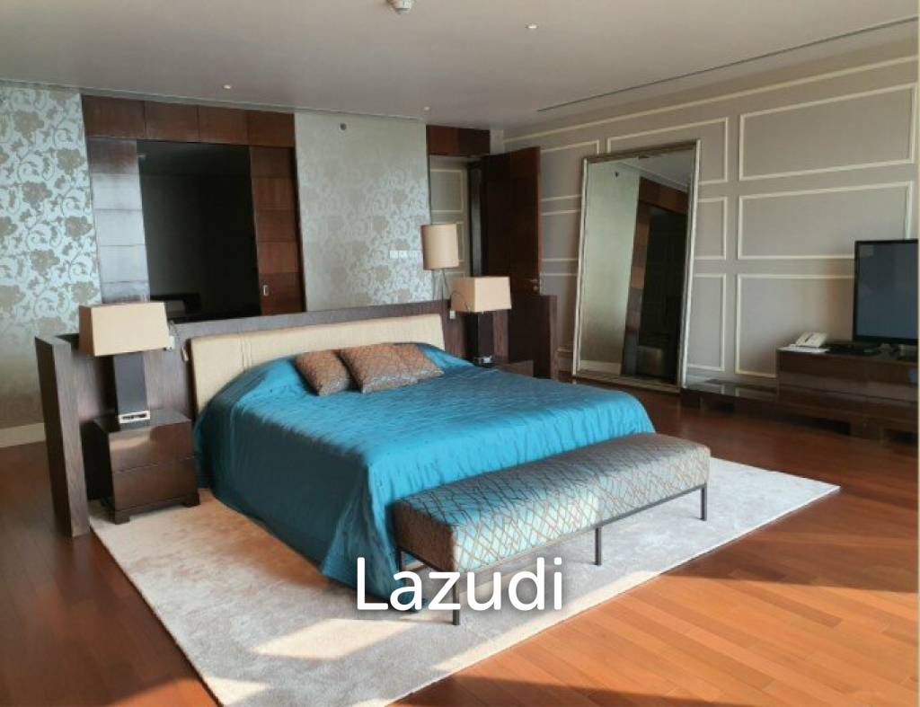 3 Bed 325.04 SQM, The St. Regis Bangkok For Sale with tenant