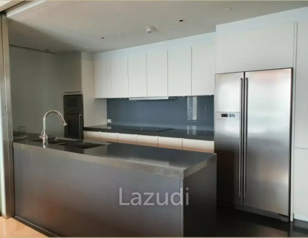 3 Bed 325.04 SQM, The St. Regis Bangkok For Sale with tenant