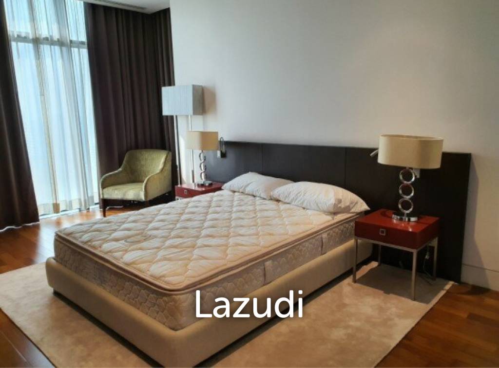 3 Bed 325.04 SQM, The St. Regis Bangkok For Sale with tenant