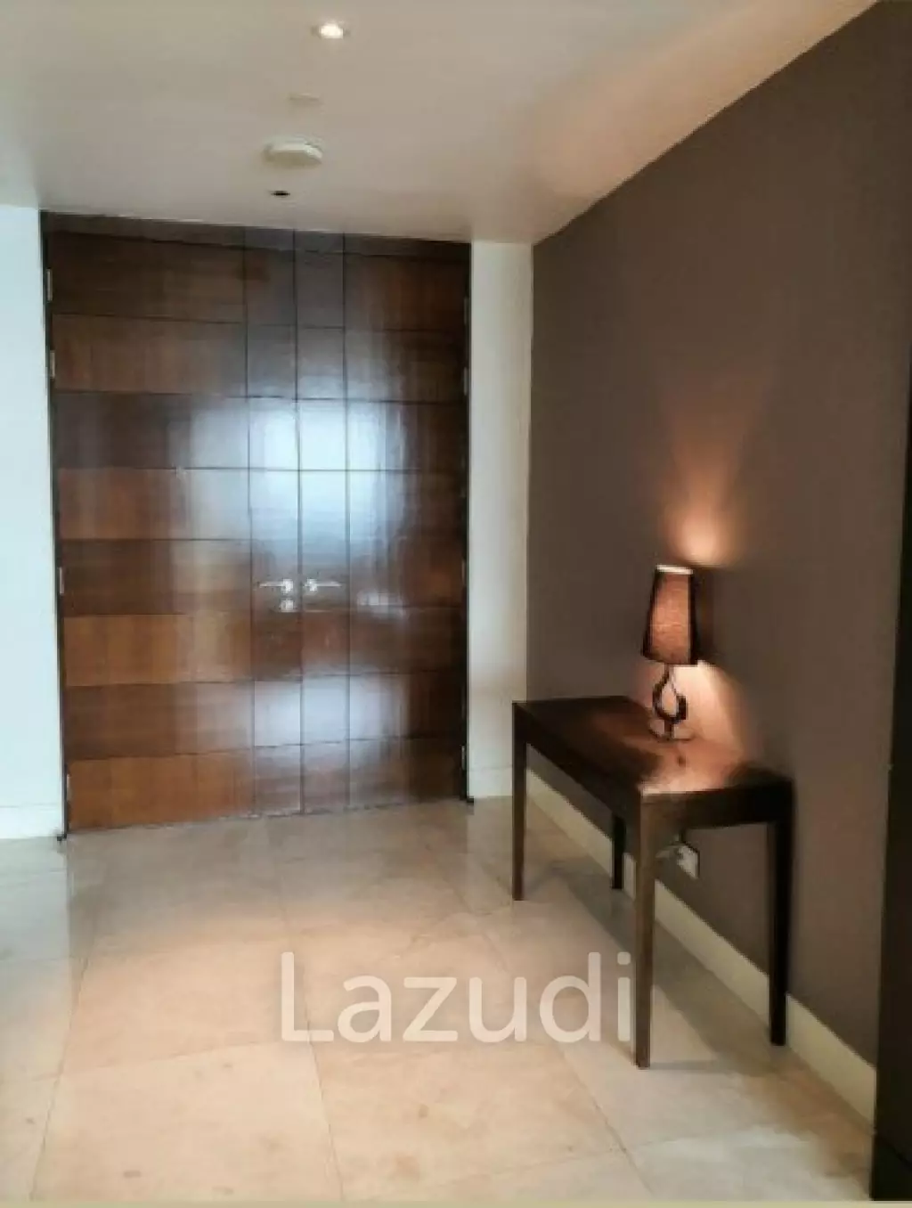3 Bed 325.04 SQM, The St. Regis Bangkok For Sale with tenant
