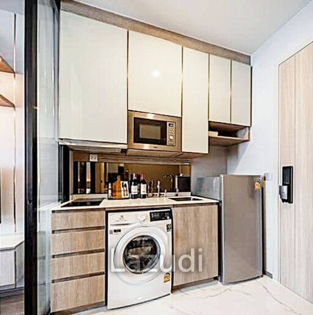 1 Bed 1 Bath 24 SQ.M Park Origin Phayathai