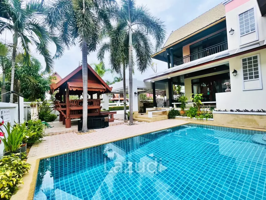 4 Beds 5 Baths 230 SQ.M. Green Residence Village