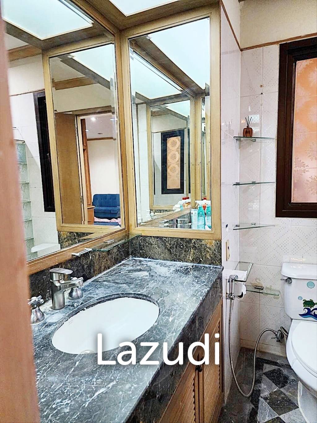 1 Bed 1 Bath 67 SQ.M Baan Chao Praya