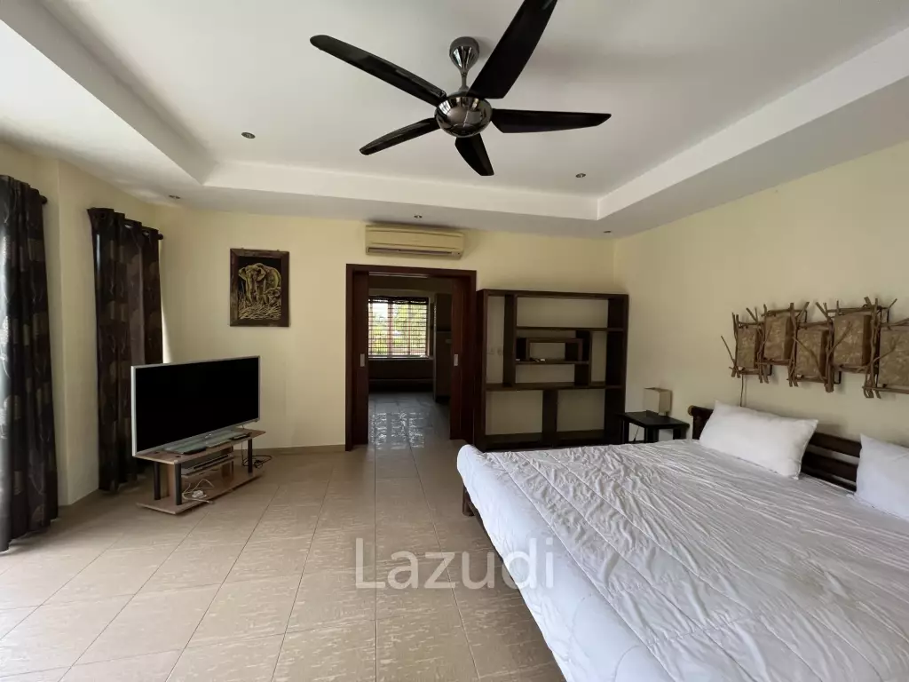 4 Bed 5 Bath 1,050 SQ.M Siam Royal View Pattaya