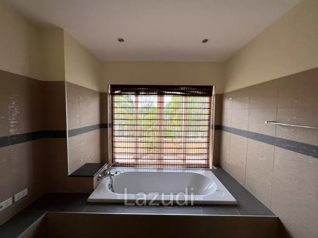 4 Bed 5 Bath 1,050 SQ.M Siam Royal View Pattaya