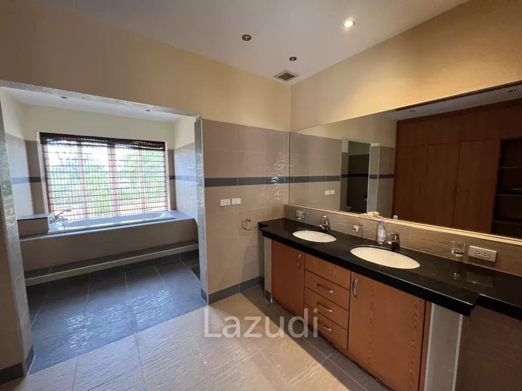 4 Bed 5 Bath 1,050 SQ.M Siam Royal View Pattaya
