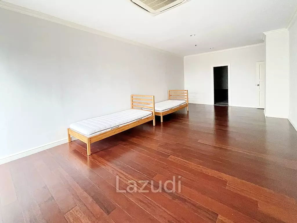 4 Bed 5 Bath470SQ.M Penthouse Sathorn Park Place