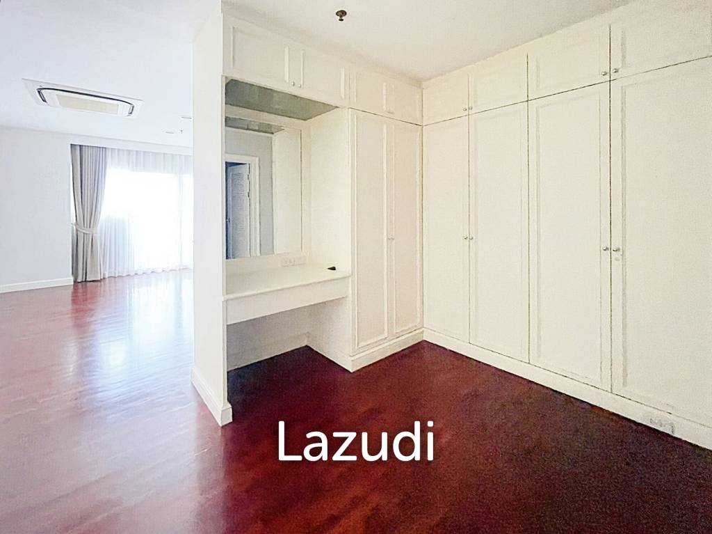 4 Bed 5 Bath470SQ.M Penthouse Sathorn Park Place