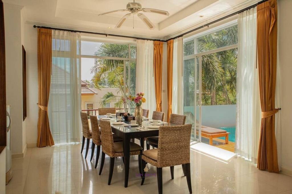 3 Story Villa 3 Bedroom Karon, Phuket