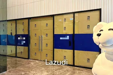 Retail space for rent in Rama9
