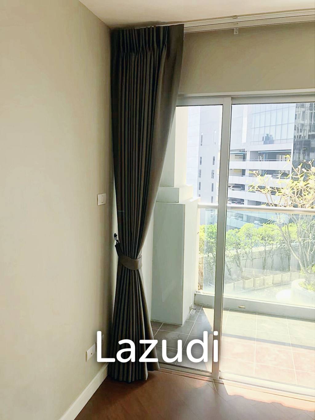3 Bed 3 Bath 138 SQ.M Belle Grand Rama 9