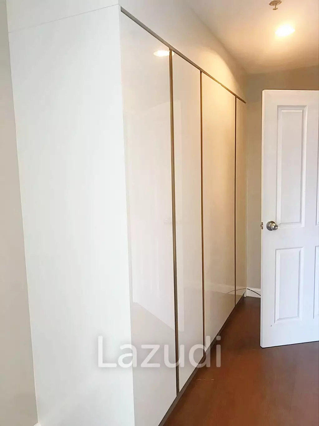 3 Bed 3 Bath 138 SQ.M Belle Grand Rama 9