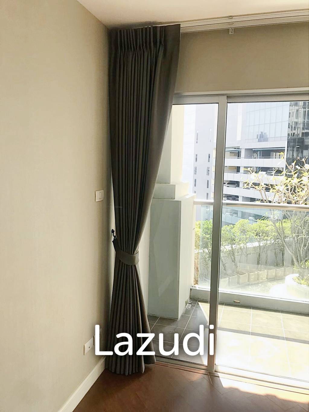 3 Bed 3 Bath 138 SQ.M Belle Grand Rama 9