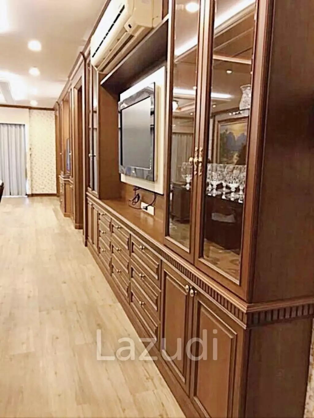 3 Bed 4 Bath 246 SQ.M Supalai Prima Riva