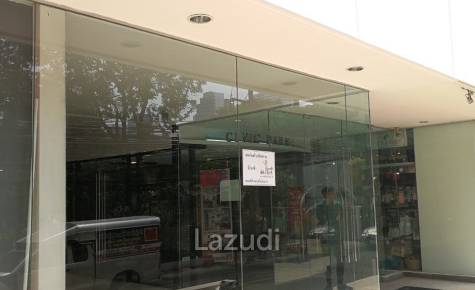 Prime 80sqm Retail Space on Bustling Thong Lo 16 Civic Place: Your Gateway to Success!