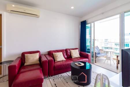 THE SEACRAZE : Nice 2 Bed Pool View Condo