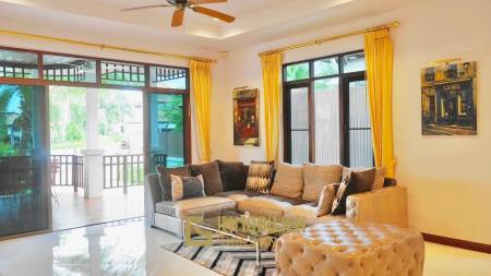 Manora Village I : Cozy 2 Bedroom Pool Villa