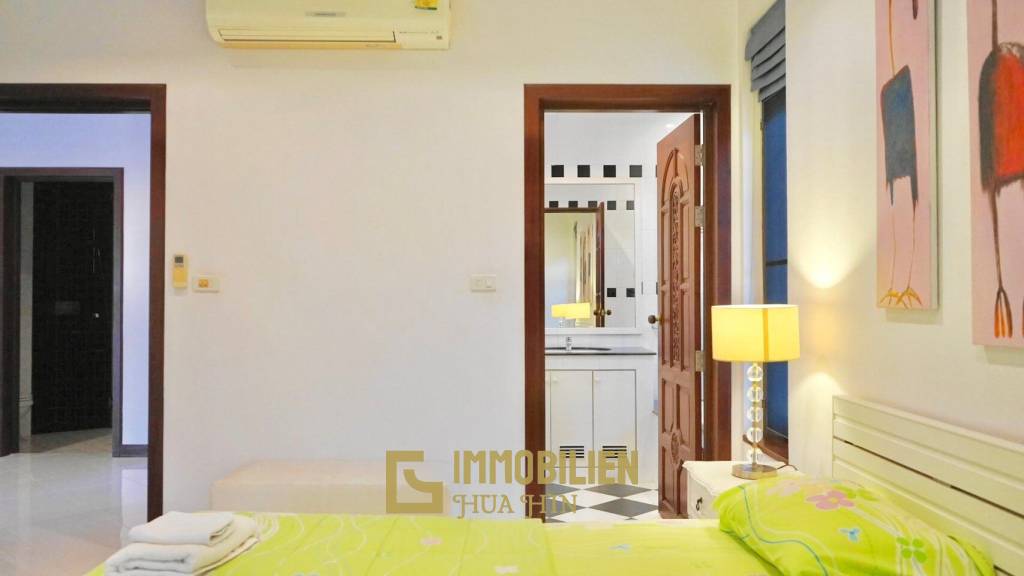 Manora Village I : Cozy 2 Bedroom Pool Villa