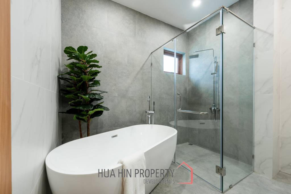 LA  FELICE : 3 Bedroom Pool Villa - New-Development