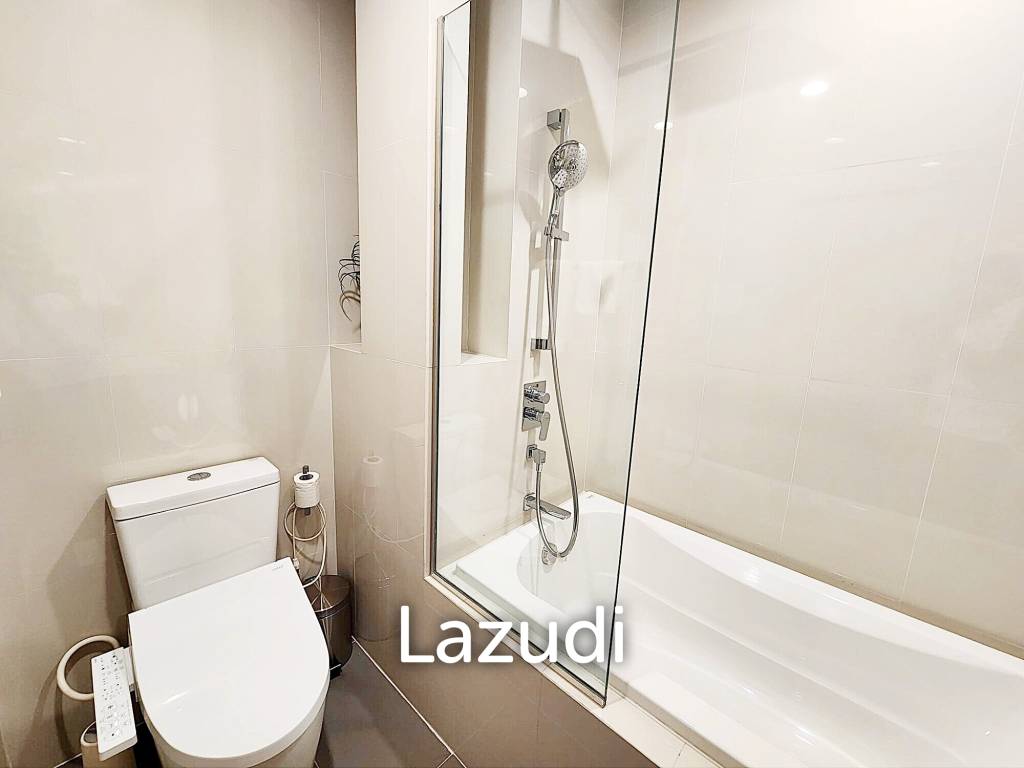 2 Bed 2 Bath 69 SQ.M OKA HAUS Sukhumvit 36