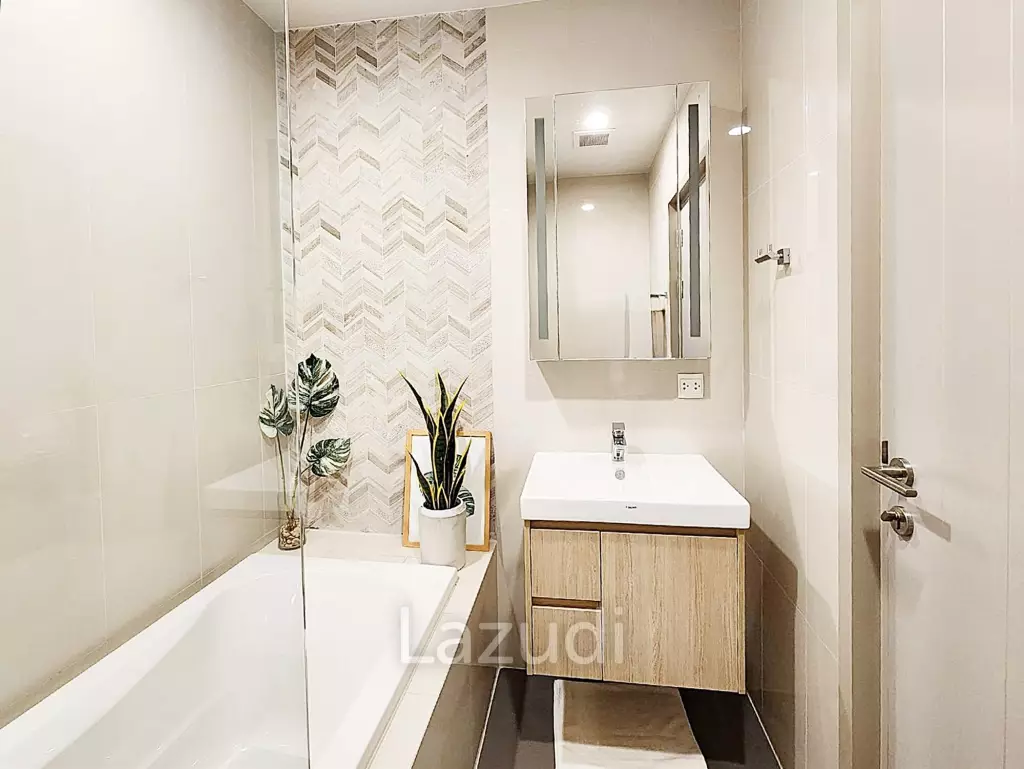 2 Bed 2 Bath 69 SQ.M OKA HAUS Sukhumvit 36