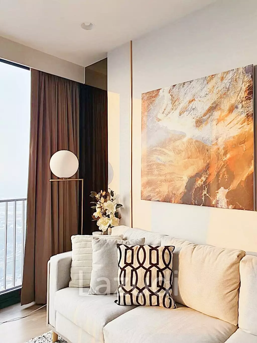 2 Bed 2 Bath 69 SQ.M OKA HAUS Sukhumvit 36
