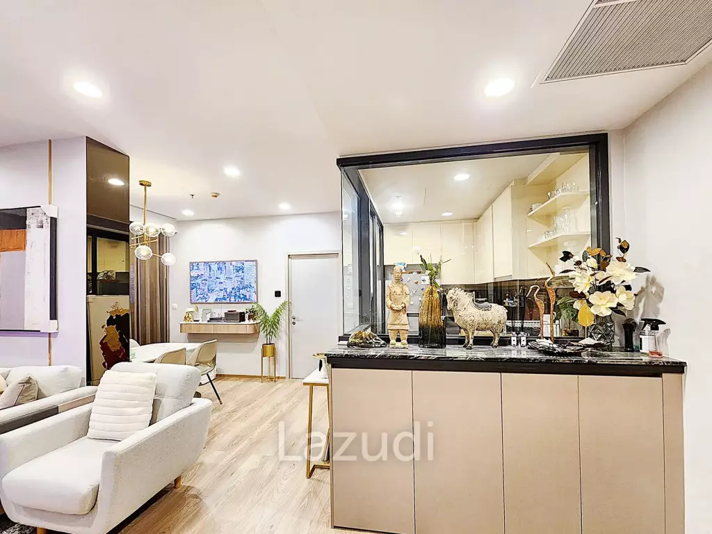 2 Bed 2 Bath 69 SQ.M OKA HAUS Sukhumvit 36