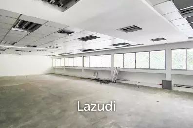 Office space for rent in Watthana
