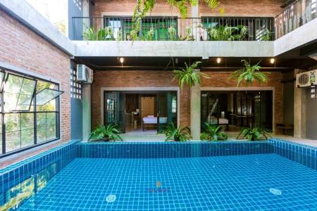 Hotel 10​ bedrooms​ with Pool​ near Naiharn​ Beach