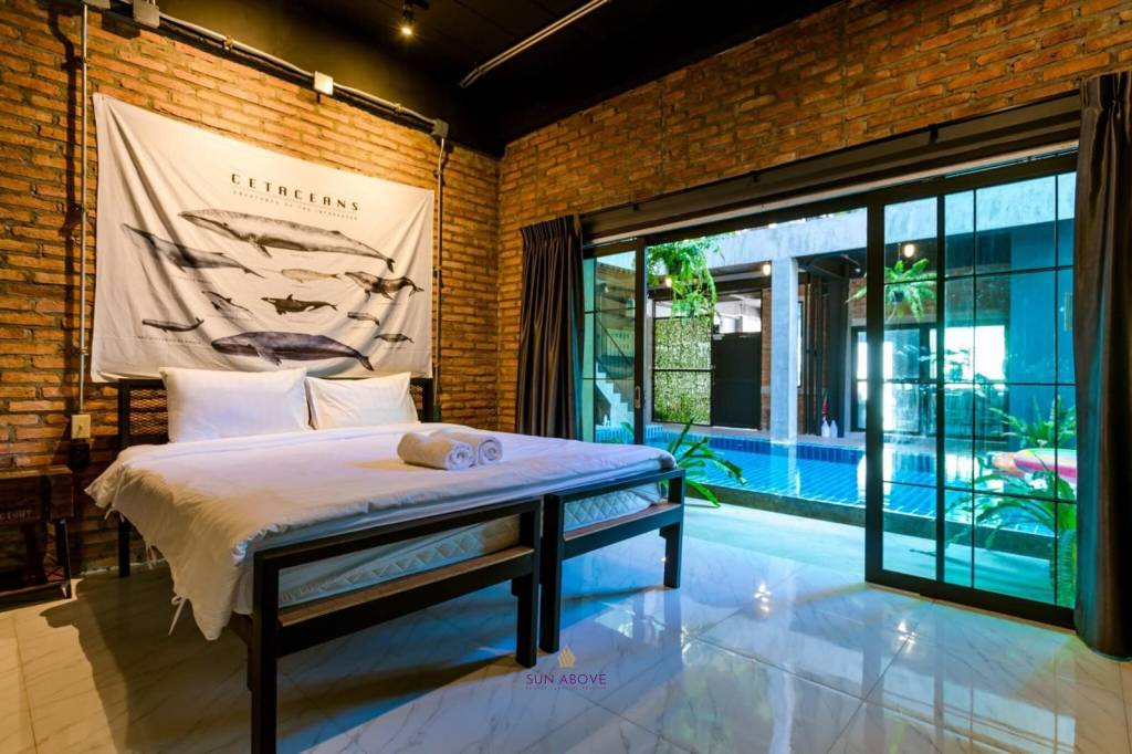 Hotel 10​ bedrooms​ with Pool​ near Naiharn​ Beach