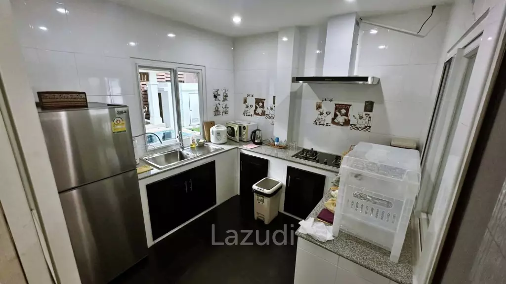 3 Beds 3 Baths 360 SQ.M. Seabreeze Villa Pattaya