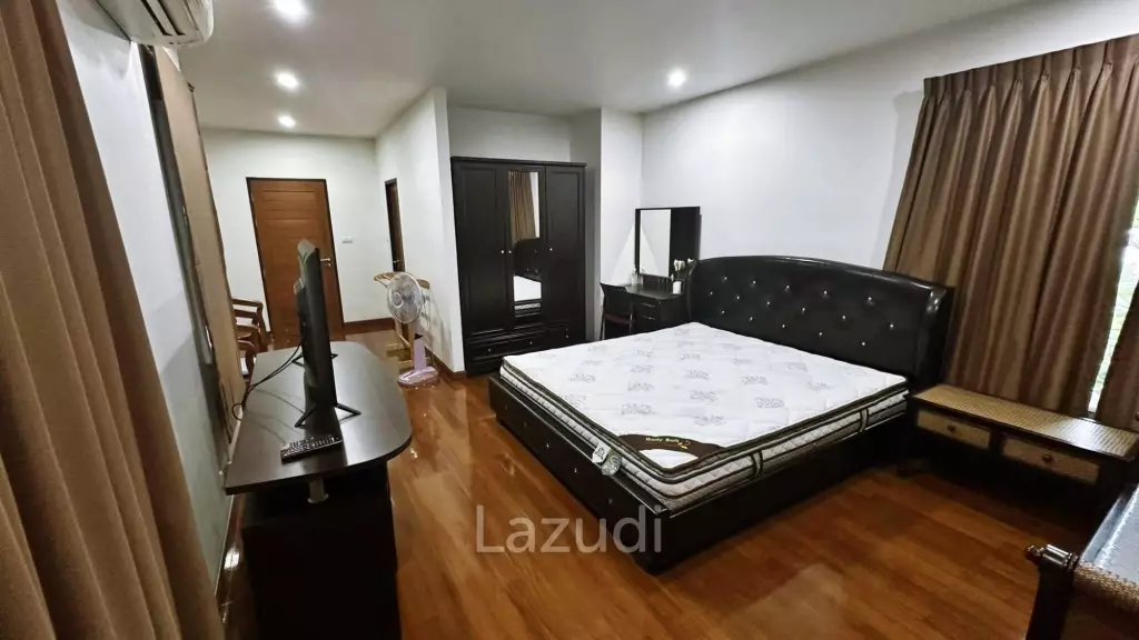 3 Beds 3 Baths 360 SQ.M. Seabreeze Villa Pattaya