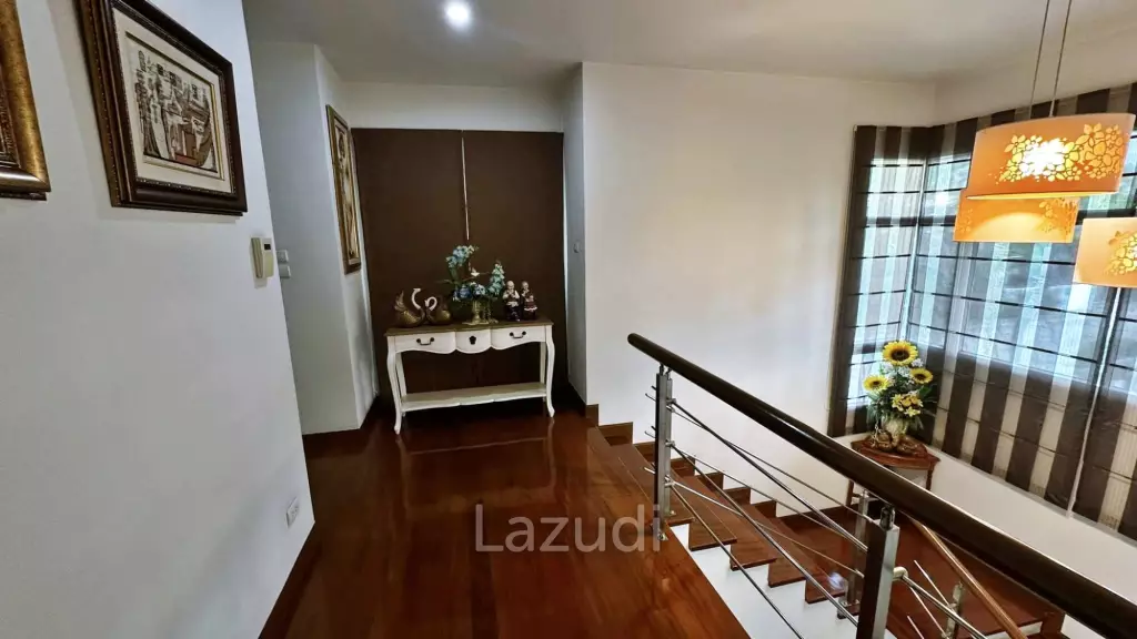 3 Beds 3 Baths 360 SQ.M. Seabreeze Villa Pattaya