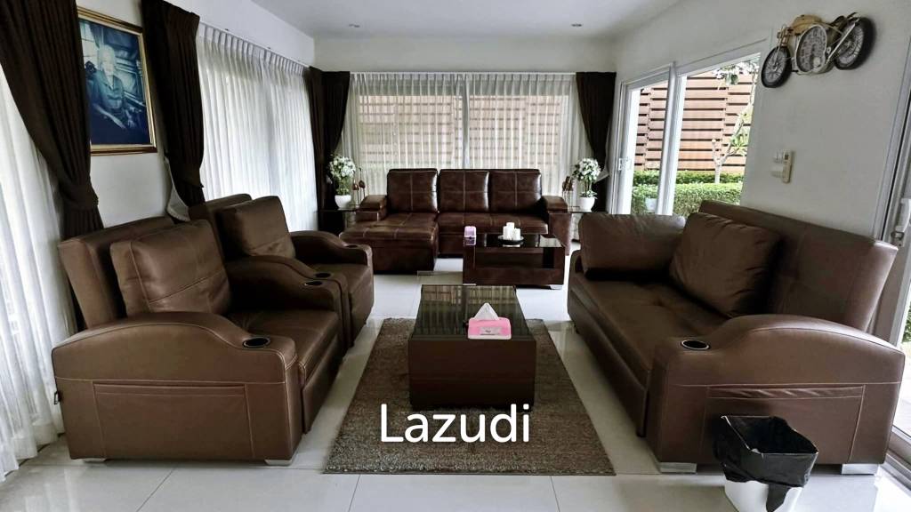 3 Beds 3 Baths 360 SQ.M. Seabreeze Villa Pattaya
