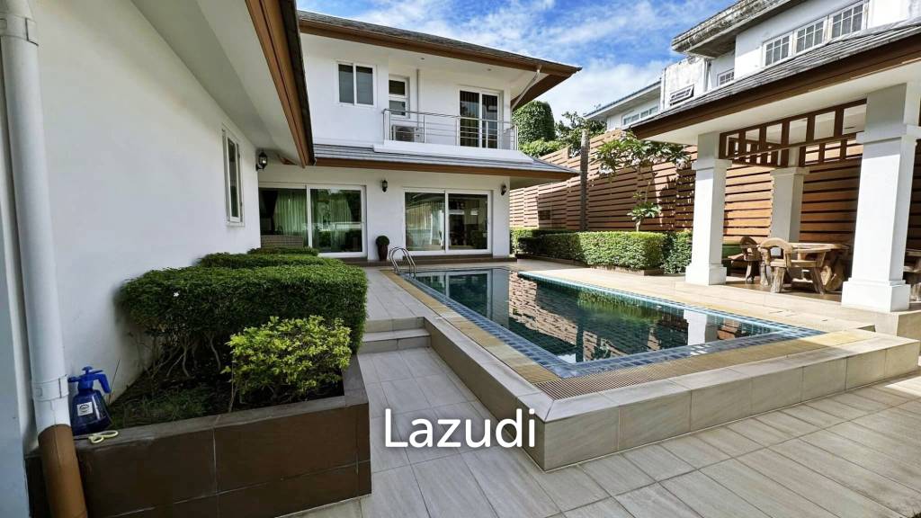 3 Beds 3 Baths 360 SQ.M. Seabreeze Villa Pattaya
