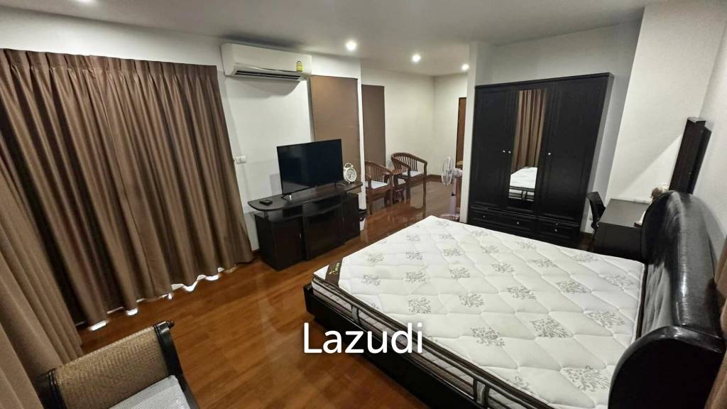 3 Beds 3 Baths 360 SQ.M. Seabreeze Villa Pattaya
