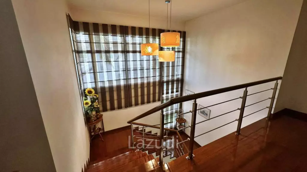 3 Beds 3 Baths 360 SQ.M. Seabreeze Villa Pattaya
