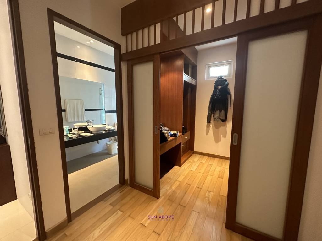 2 Bed 2 Bath 195 SQ.M Grand Kamala Falls