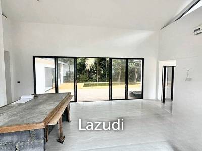 [Ready To Move In] Luxury Villa on Coconut Lane in Ko Pha-ngan for Sale