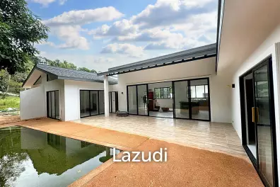 [Ready To Move In] Luxury Villa on Coconut Lane in Ko Pha-ngan for Sale
