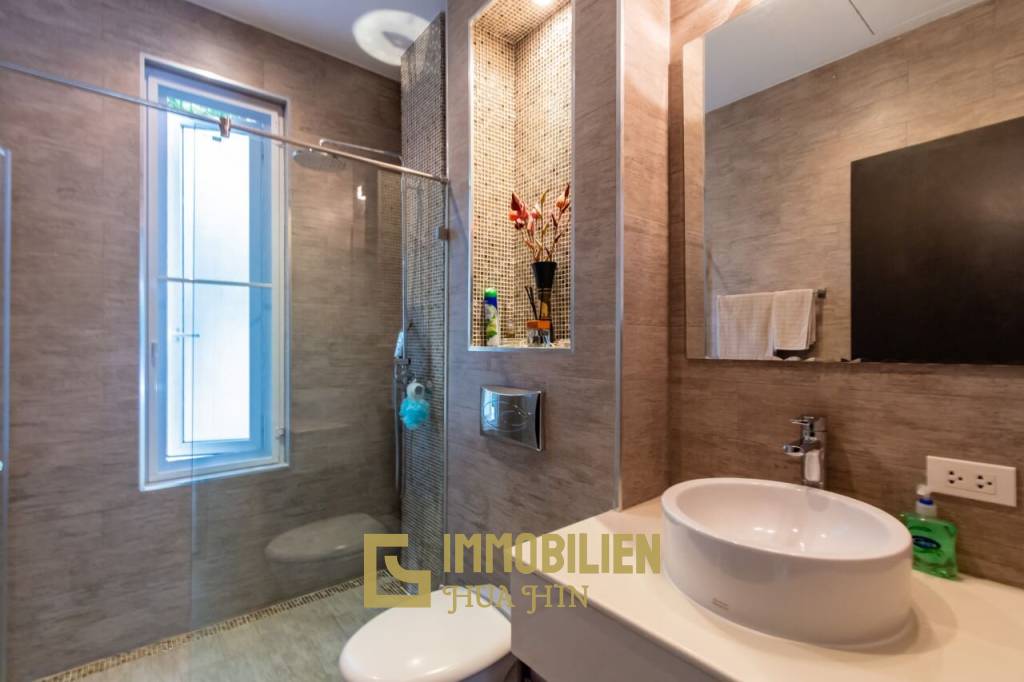 816 metro cuadrado 5 ` 5 Baño Villa de Venta