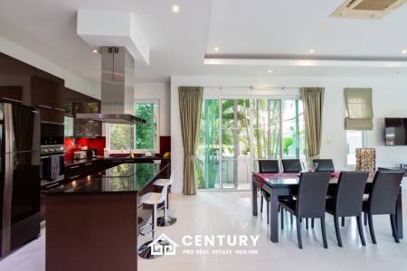 816 metro cuadrado 5 ` 5 Baño Villa de Venta