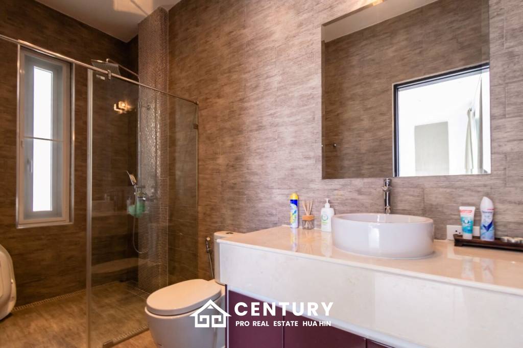 816 metro cuadrado 5 ` 5 Baño Villa de Venta