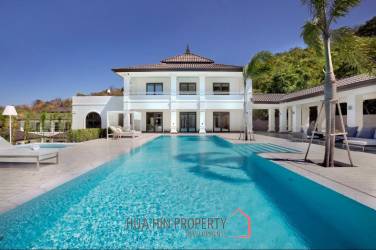 BelVida Estates : Luxury 4 Bed Pool Villa With Elevated Sea Views