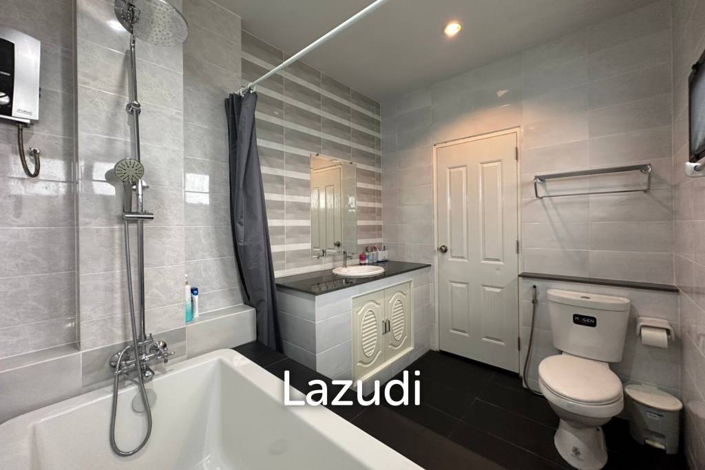 5 Bed 4 Bath 266.70 SQ.M Suchawalai At Sea