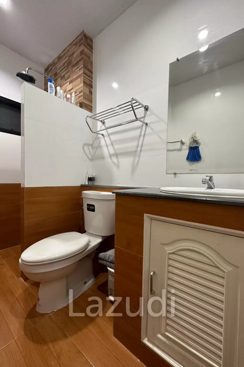 5 Bed 4 Bath 266.70 SQ.M Suchawalai At Sea