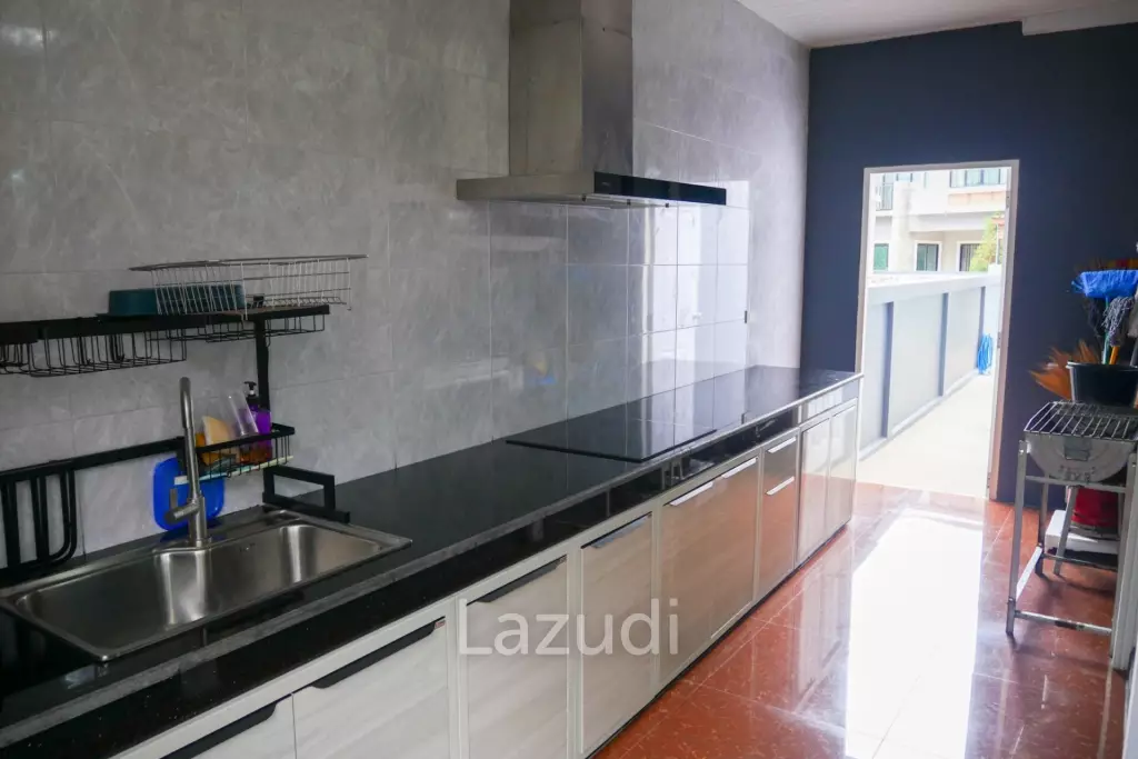 5 Bed 4 Bath 266.70 SQ.M Suchawalai At Sea