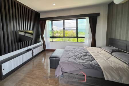 5 Bed 4 Bath 251.85 SQ.M Suchawalai At Sea