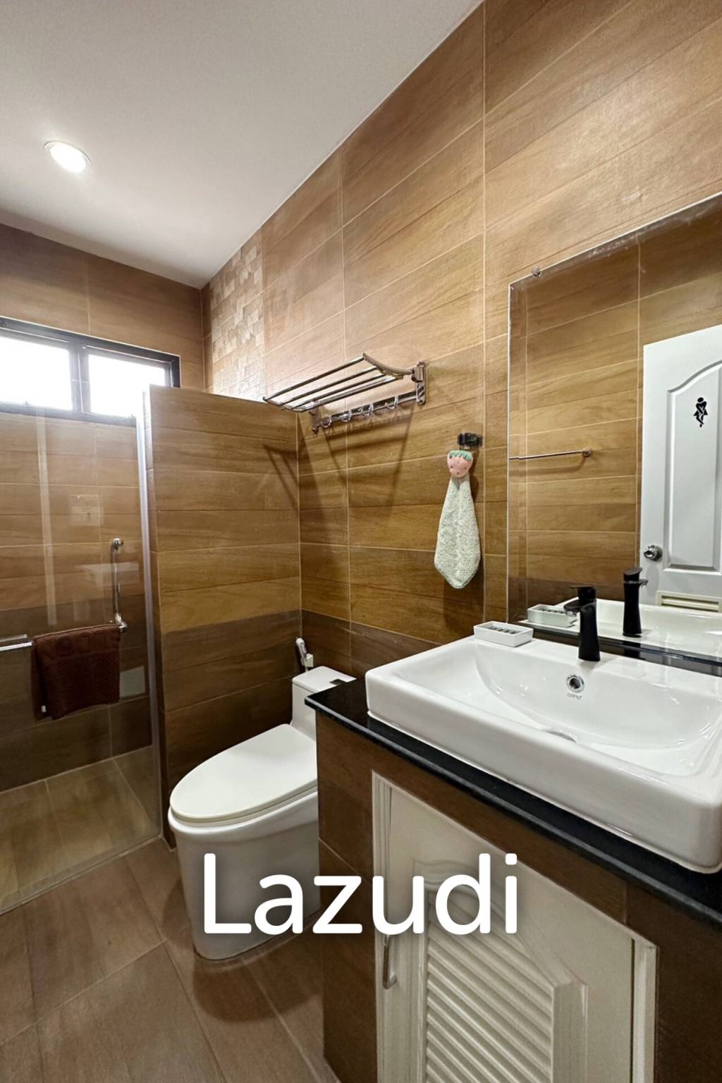 5 Bed 4 Bath 251.85 SQ.M Suchawalai At Sea